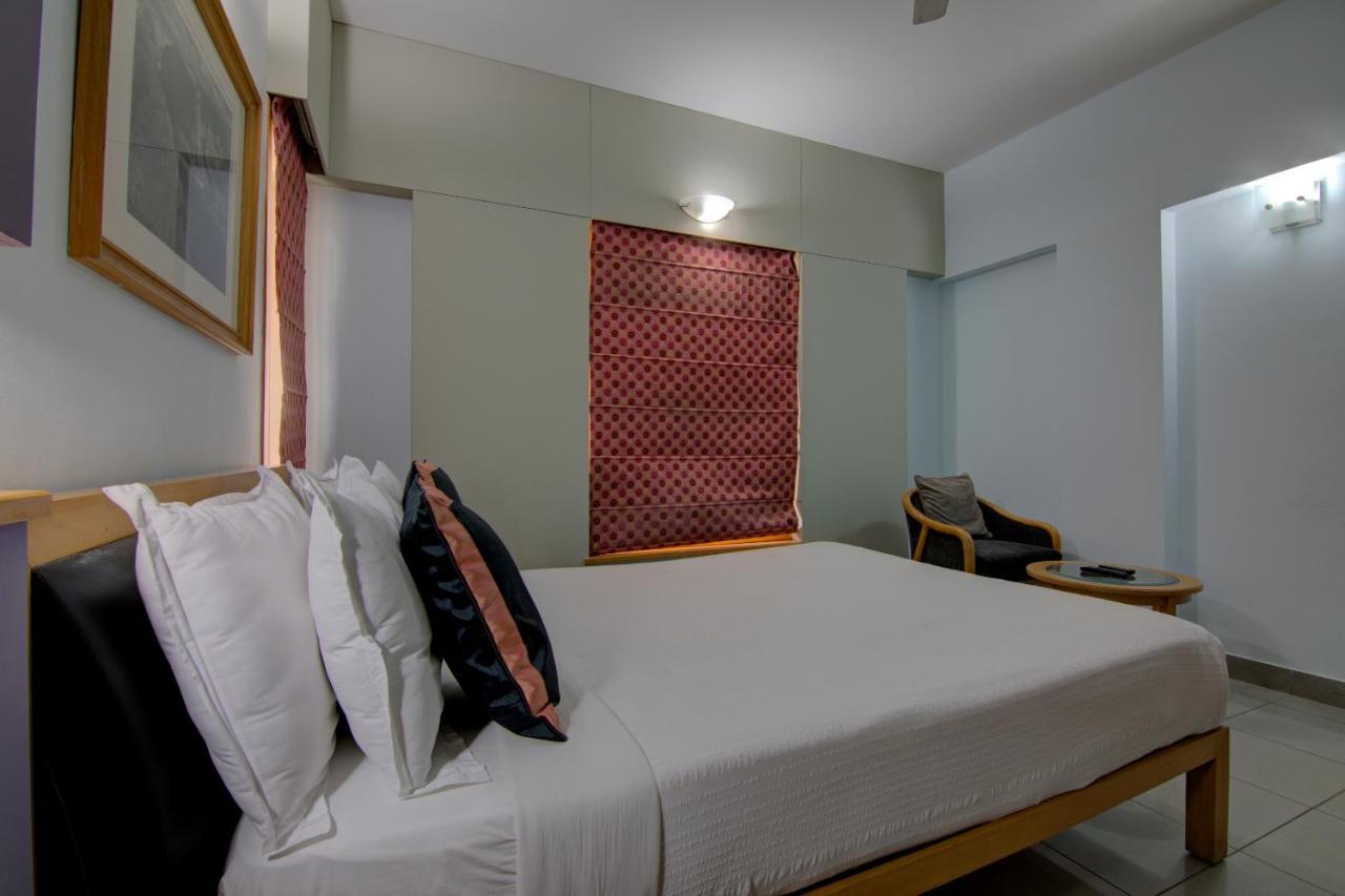 Tristar Serviced Apartments Bangalore Buitenkant foto