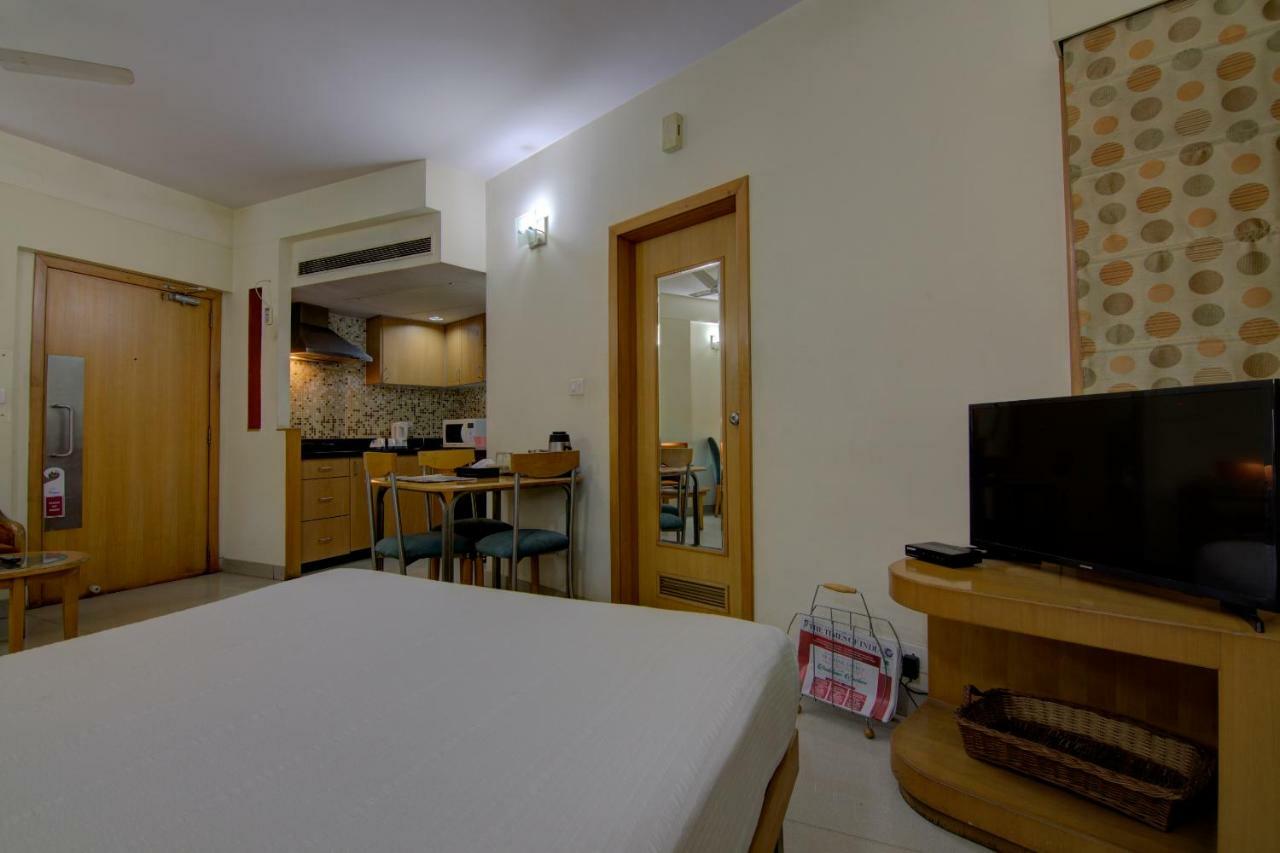 Tristar Serviced Apartments Bangalore Buitenkant foto