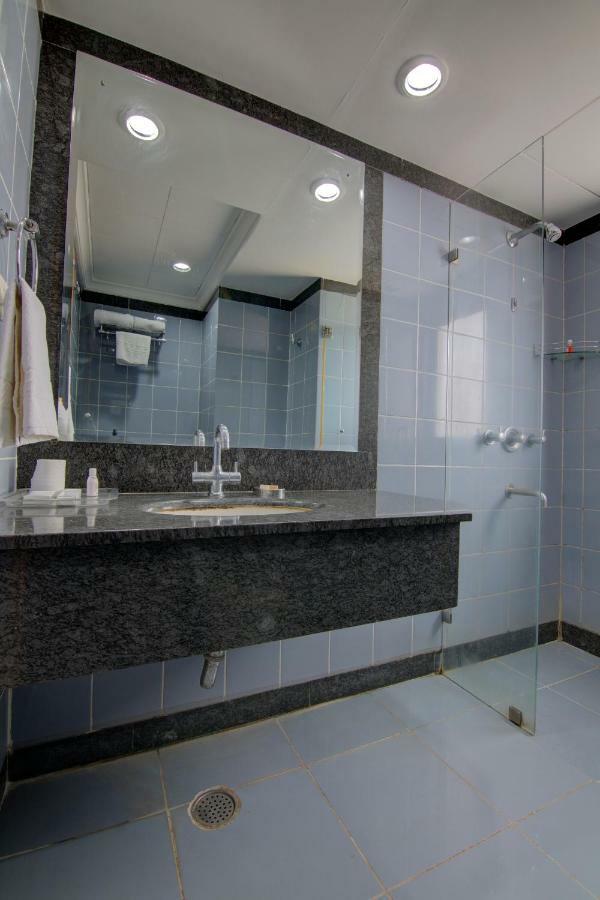 Tristar Serviced Apartments Bangalore Buitenkant foto