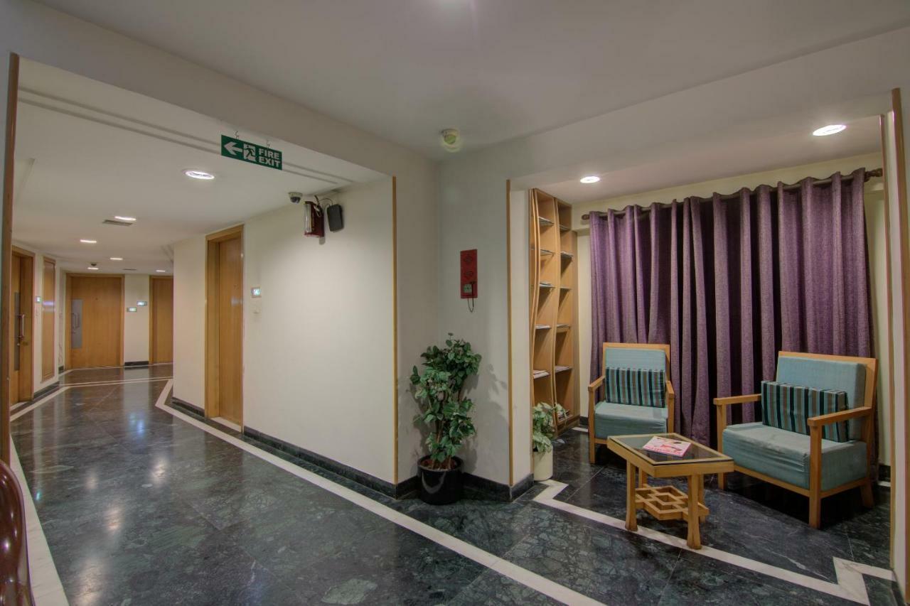 Tristar Serviced Apartments Bangalore Buitenkant foto